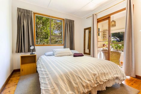 Photo of property in 83 Wood Bay Road, Titirangi, Auckland, 0604