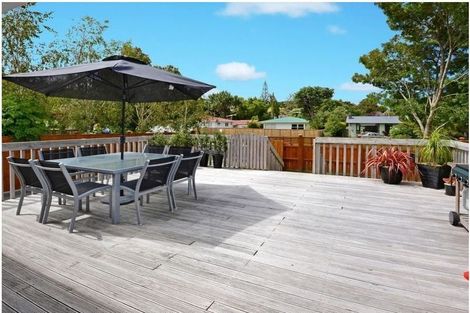 Photo of property in 26 Lynden Avenue, Hillcrest, Auckland, 0627