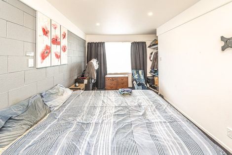 Photo of property in 1 Hurworth Place, College Estate, Whanganui, 4500