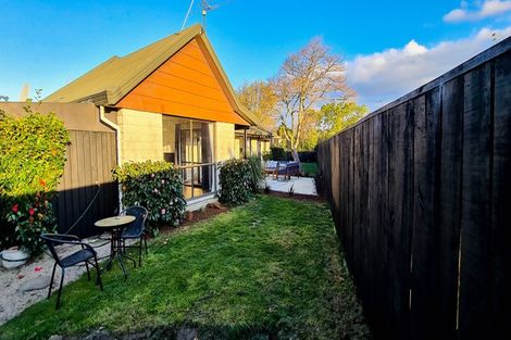 Photo of property in 6 Heaphy Place, Casebrook, Christchurch, 8051