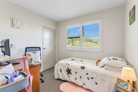 Photo of property in 12a Redwood Close, Paraparaumu, 5032