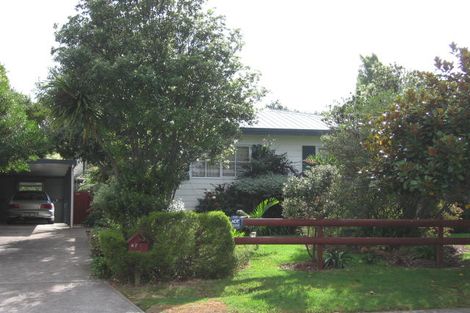 Photo of property in 47 Harmel Road, Glendene, Auckland, 0602