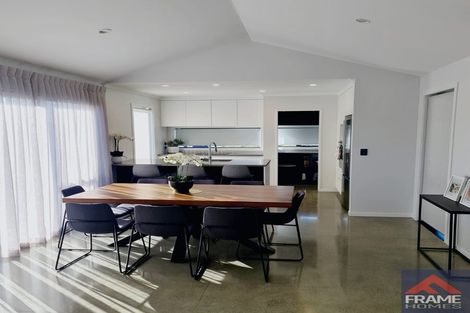 Photo of property in 7 Arohanui Road, Karaka, 2124