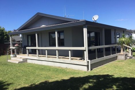 Photo of property in 3 Mackie Place, Papamoa Beach, Papamoa, 3118