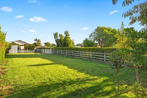 Photo of property in 12 Rays Way, Tuakau, 2121