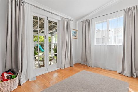 Photo of property in 97 Fox Street, Featherston, 5710