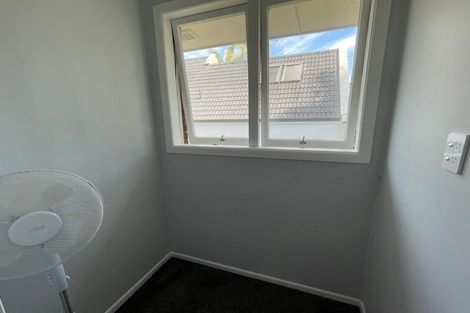 Photo of property in 2/19 Bucklands Beach Road, Bucklands Beach, Auckland, 2012