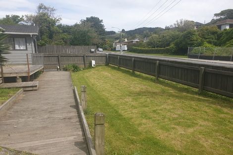 Photo of property in 55 Collins Avenue, Tawa, Wellington, 5028
