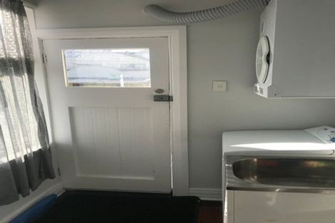 Photo of property in 24 Majoribanks Street, Mount Victoria, Wellington, 6011