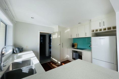 Photo of property in 2/31 Wolsley Avenue, Milford, Auckland, 0620