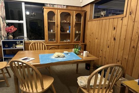 Photo of property in 15 Lewis Road, Pakuranga, Auckland, 2010