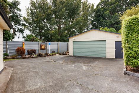 Photo of property in 17 Tilbury Avenue, Hokowhitu, Palmerston North, 4410