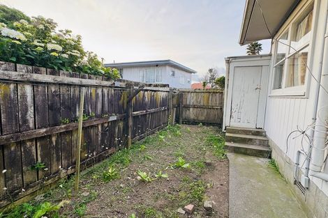 Photo of property in 3/9 Oxford Road, Manurewa, Auckland, 2102