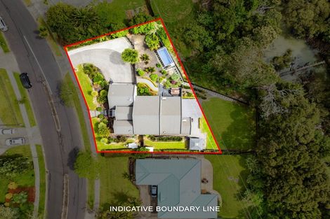 Photo of property in 102 Te Wharau Drive, Greenhithe, Auckland, 0632