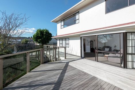 Photo of property in 18 Sheralee Place, Bucklands Beach, Auckland, 2014
