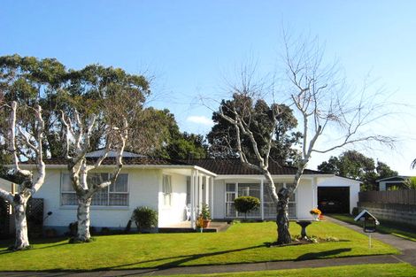 Photo of property in 20 Mayfair Place, Westown, New Plymouth, 4310