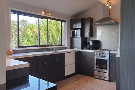 Photo of property in 16 Matangi Terrace, Snells Beach, 0920