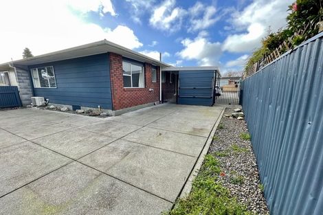 Photo of property in 1 Puriri Place, Levin, 5510