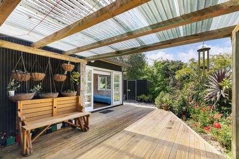 Photo of property in 19 Flays Road, Coromandel, 3506
