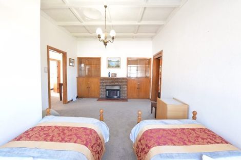 Photo of property in 492 Blockhouse Bay Road, Blockhouse Bay, Auckland, 0600