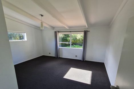Photo of property in 16 Unity Road, Waitakere, Auckland, 0781
