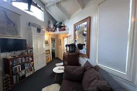 Photo of property in 4 Rangiora Avenue, Kaiwharawhara, Wellington, 6035