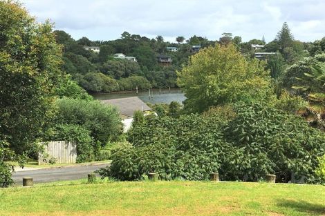 Photo of property in 14 Waipapa Landing Place, Kerikeri, 0230