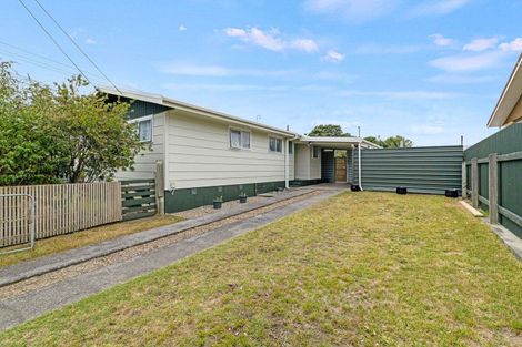 Photo of property in 24 Hood Street, Castlecliff, Whanganui, 4501