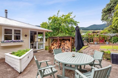 Photo of property in 12 Brazier Grove, Paraparaumu, 5032
