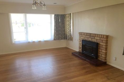 Photo of property in 14 Duncan Avenue, Te Atatu South, Auckland, 0610