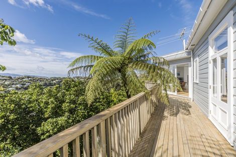 Photo of property in 123 Mitchell Street, Brooklyn, Wellington, 6021