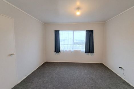 Photo of property in 1/133 View Road, Sunnyvale, Auckland, 0612