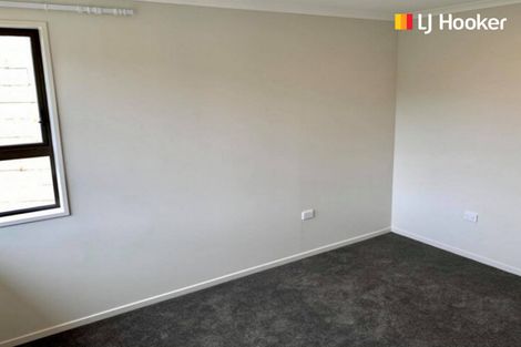Photo of property in 32 Tomkins Street, Green Island, Dunedin, 9018