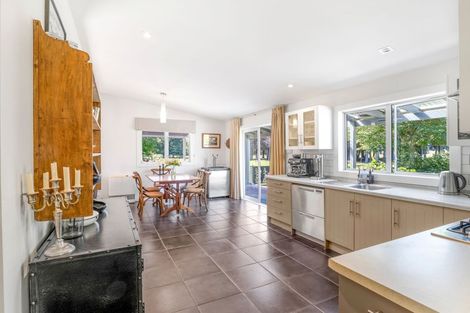 Photo of property in 260 Kaiwhaiki Road, Kaiwhaiki, Whanganui, 4575