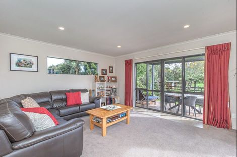 Photo of property in 138 Muhunoa Road West, Ohau, Levin, 5570