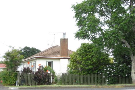 Photo of property in 48 Paerata Road, Pukekohe, 2120