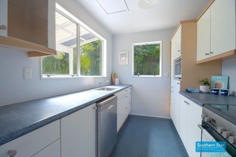 Photo of property in 74 Cluny Road, Plimmerton, Porirua, 5026