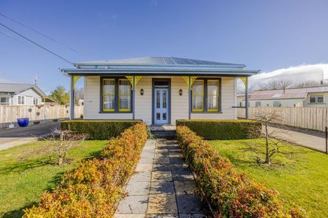 Photo of property in 19 Saint Clair Street, Takapau, 4203