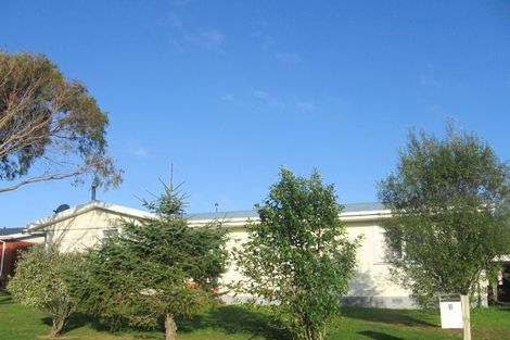 Photo of property in 6 Waihi Place, Westbrook, Palmerston North, 4412