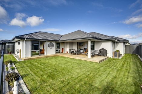 Photo of property in 10 Wanaka Place, Poraiti, Napier, 4112