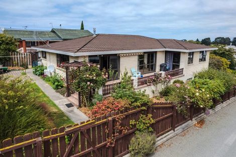 Photo of property in 23 Leven Street, South Hill, Oamaru, 9400