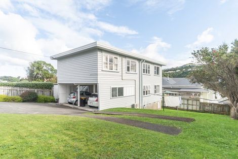 Photo of property in 84 Tiber Street, Island Bay, Wellington, 6023