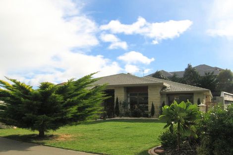 Photo of property in 16 Datum Way, Paraparaumu, 5032
