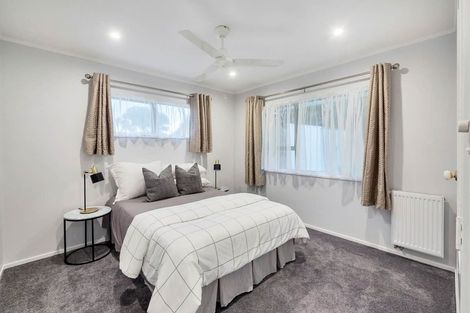 Photo of property in 4 Kegworth Place, Browns Bay, Auckland, 0630