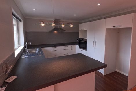 Photo of property in 4a Somerville Crescent, Aidanfield, Christchurch, 8025