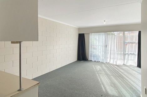 Photo of property in 5 Rolleston Street, Hokowhitu, Palmerston North, 4410