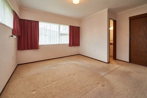 Photo of property in 22 Hind Place, Hokowhitu, Palmerston North, 4410