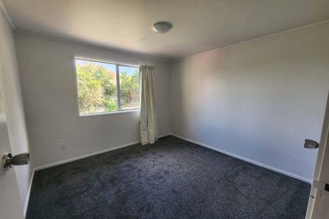 Photo of property in 22 Parrs Cross Road, Henderson, Auckland, 0612