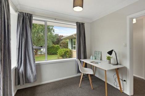 Photo of property in 33 Fenhall Street, Russley, Christchurch, 8042