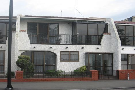 Photo of property in 453 Marine Parade, Napier South, Napier, 4110